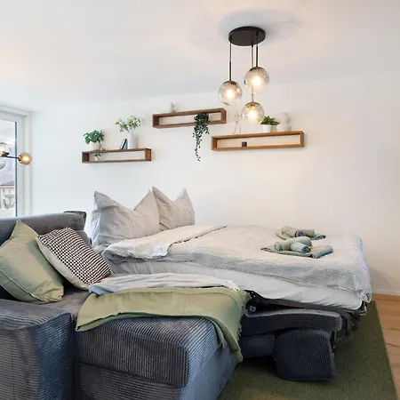 Apartment Spacious & Modern - Balcony & Parking