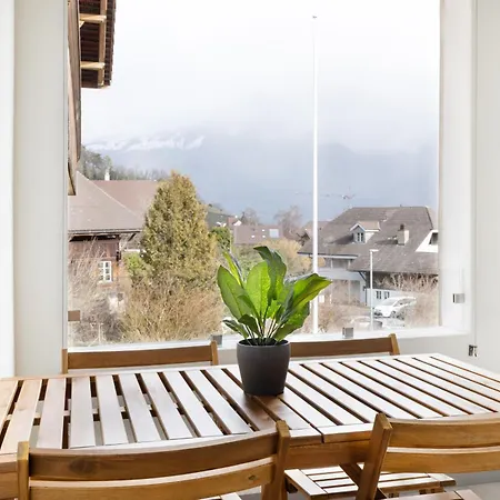 Appartement Spacious & Modern - Balcony & Parking Spiez