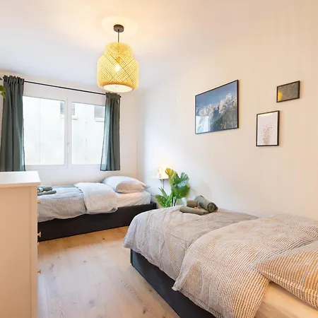 公寓 Spacious & Modern - Balcony & Parking